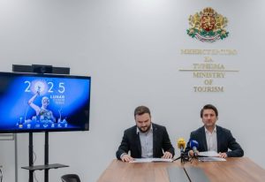 Министър Мирослав Боршош: С подкрепата на фестивала LUNAR даваме ясна заявка за развитието на градския туризъм