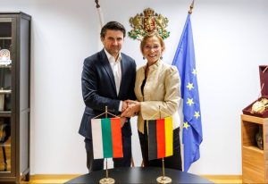 Новият доклад на BCG показва, че компаниите планират да удвоят разходите си за AI през 2026 г