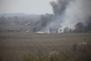 Трактор потеглил без водач, спира в мантинела и изгаря напълно, унищожава 12 дка пшеница | Новините от Свиленград и региона