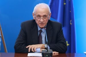 Всички заинтересовани страни ще бъдат включени в процеса по обсъждане на Наредбата за специализациите • МЗ