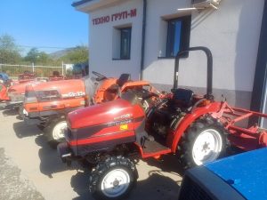 Трактор марка Митсубиши, модел МТ170.