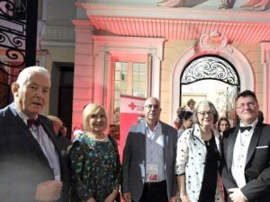 Unitree впечатлява с AI хуманоидни роботи на фестивалната гала 2025