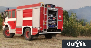 Техническа неизправност предизвика пожар на трактор