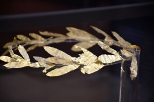 Нова изложба представя предмети от тракийско погребение