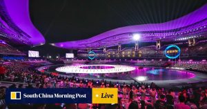 Тълпи се събират в Гуанджоу, Си се среща с ръководителите на МОК преди церемонията по откриването на Националните игри