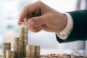 Застрахователните фондове увеличават залозите върху акции