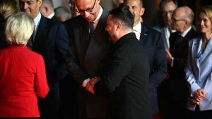 Мерц от Германия казва, че няма „незабавно“ членство на Украйна в ЕС, предлага Киев да се присъедини към срещи